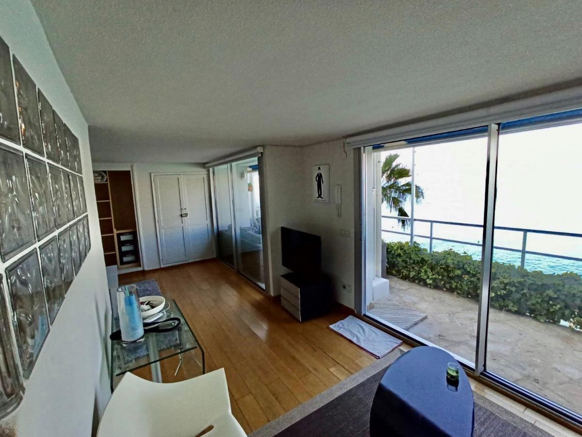 Estudio Primera Linea Con Acceso Privado Al Mar Benidorm Exteriér fotografie
